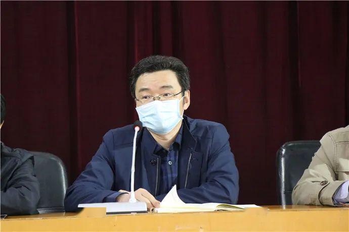 新闻众人划桨与时俱进让新淮中更新淮安中学召开20192020学年度第二
