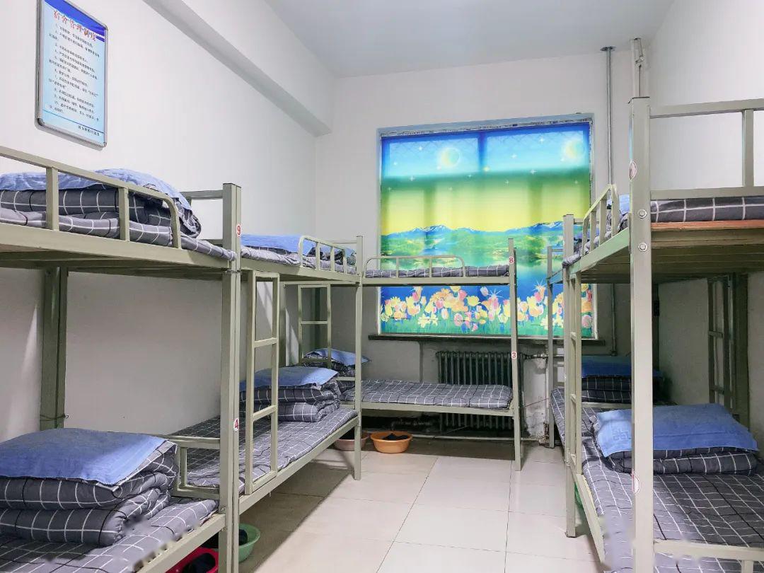 【电大资讯】潞安开大学员宿舍全部有了图书角