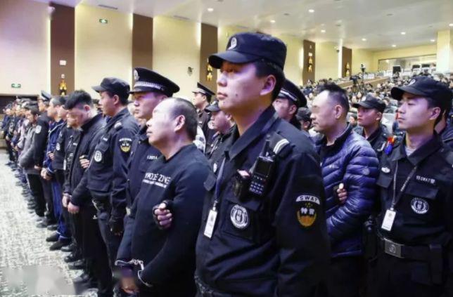 漯河原三里桥村主任涉黑,还骗3000多万国家赔偿款!_刘某华