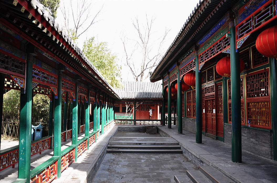 中国价值连城的豪宅,一根柱子值27亿,王公贵族都爱住这_府邸