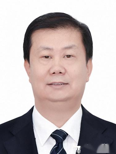 张连如于2014年8月,由中组部干部监督局巡视员,副局长兼任部机关纪委