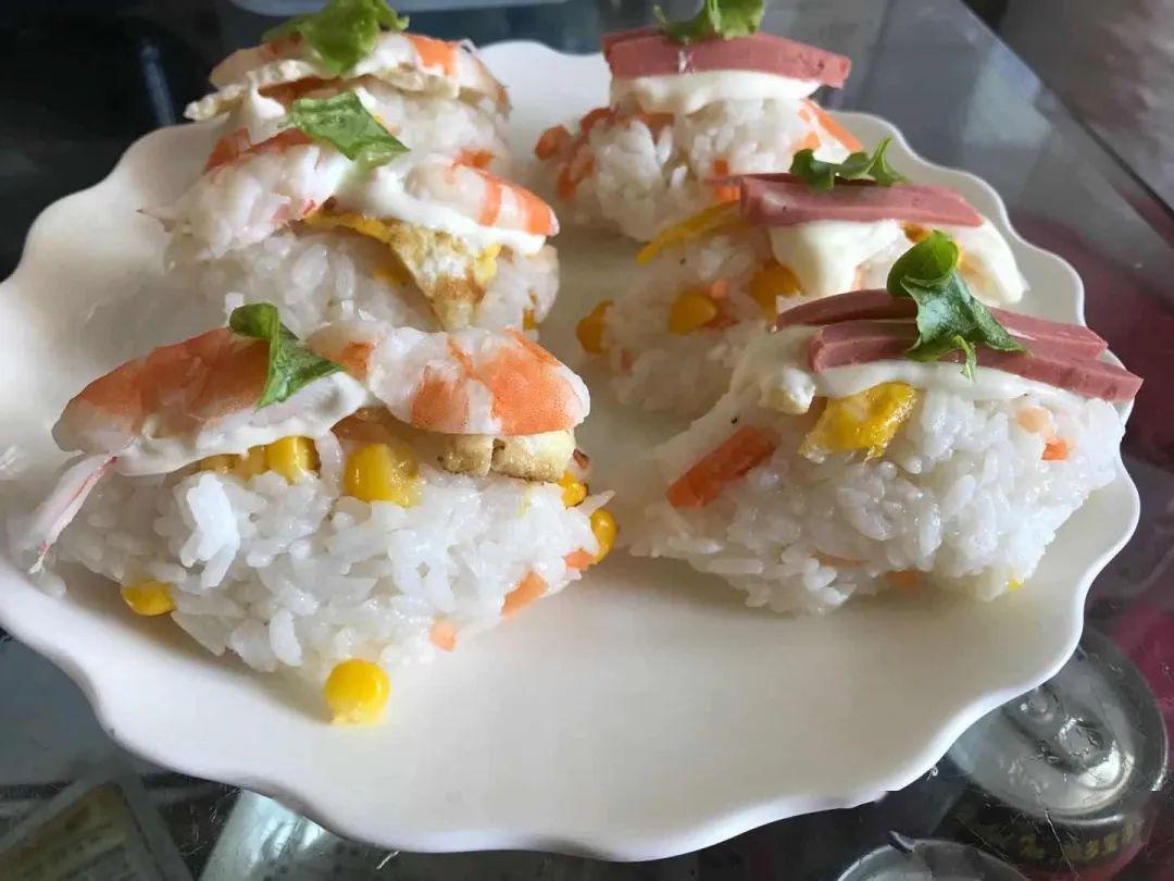 爱的味道开滦一中举行母亲节孝心早餐活动