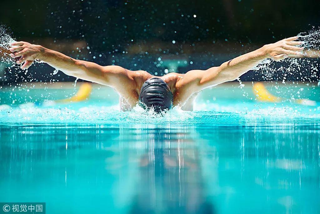 游泳可以减脂肪也可以增肌肉