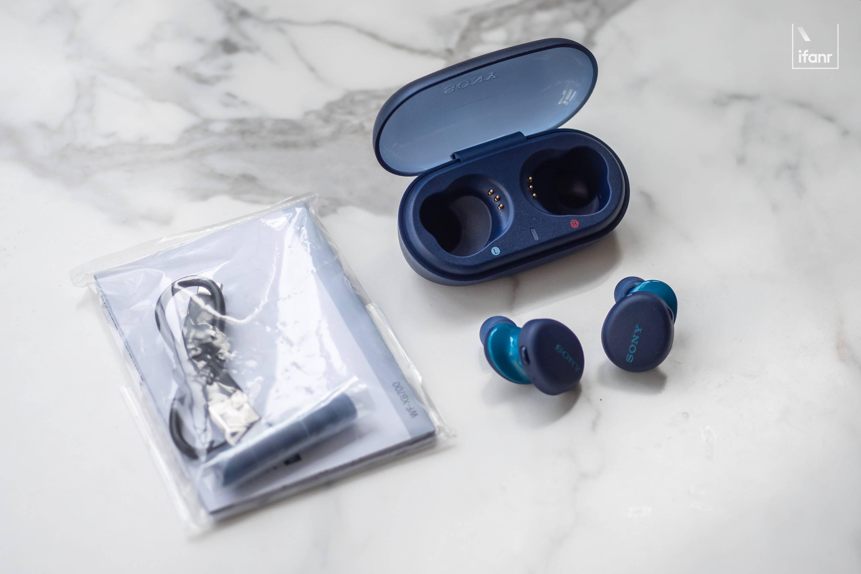 索尼wf-xb700 真无线耳机上手,单机 9 小时的入门新选择_充电
