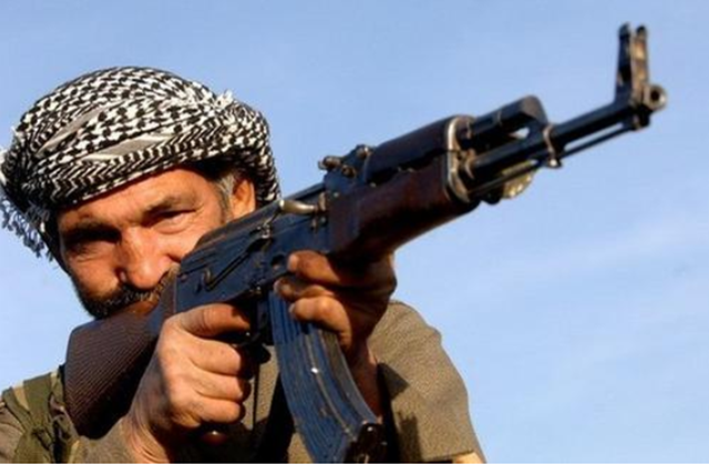 ak47自动步枪:步枪中的王者作品,由枪械大师卡拉什尼科夫打造,该枪