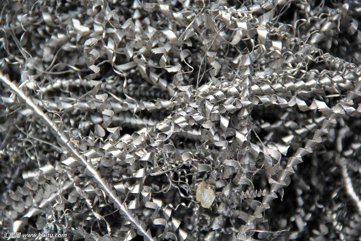 钢屑破碎机如何得到客户信赖成为受欢迎产品