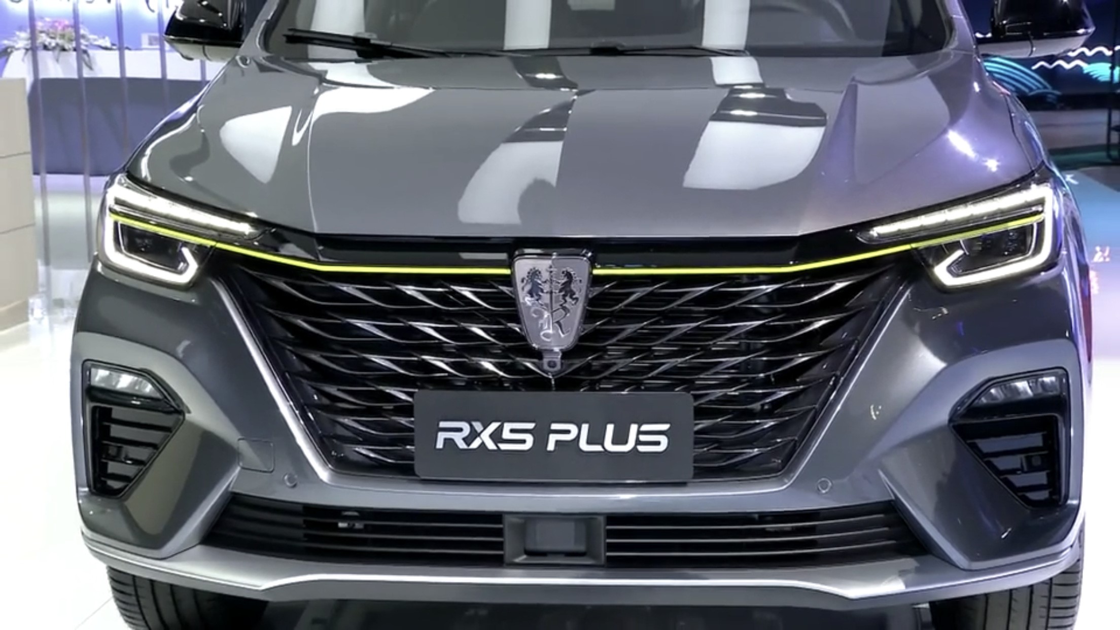 荣威狮标焕新同步推全新r标实则是对新四化的践行