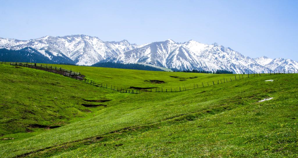 石河子南山风景区图片