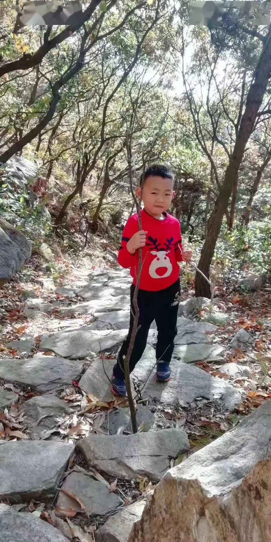 协同二小童心抗疫风雅少年宋相宇