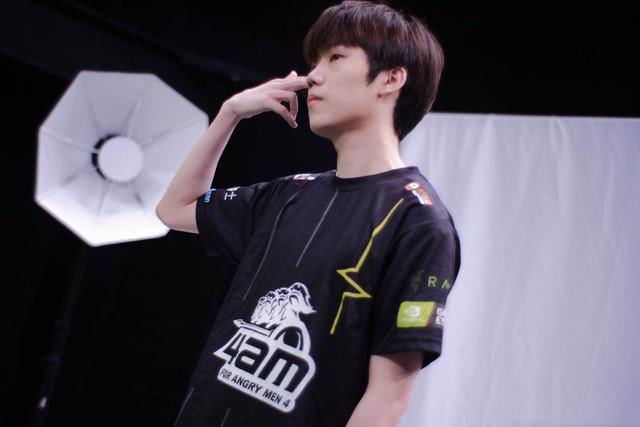 pcs东亚慈善赛即将来袭,4am定妆花絮流出,龙宗泉首登国际大舞台_战队