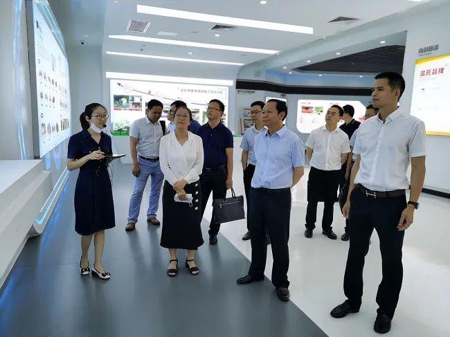 彭华昌率队赴广东温氏集团参观考察
