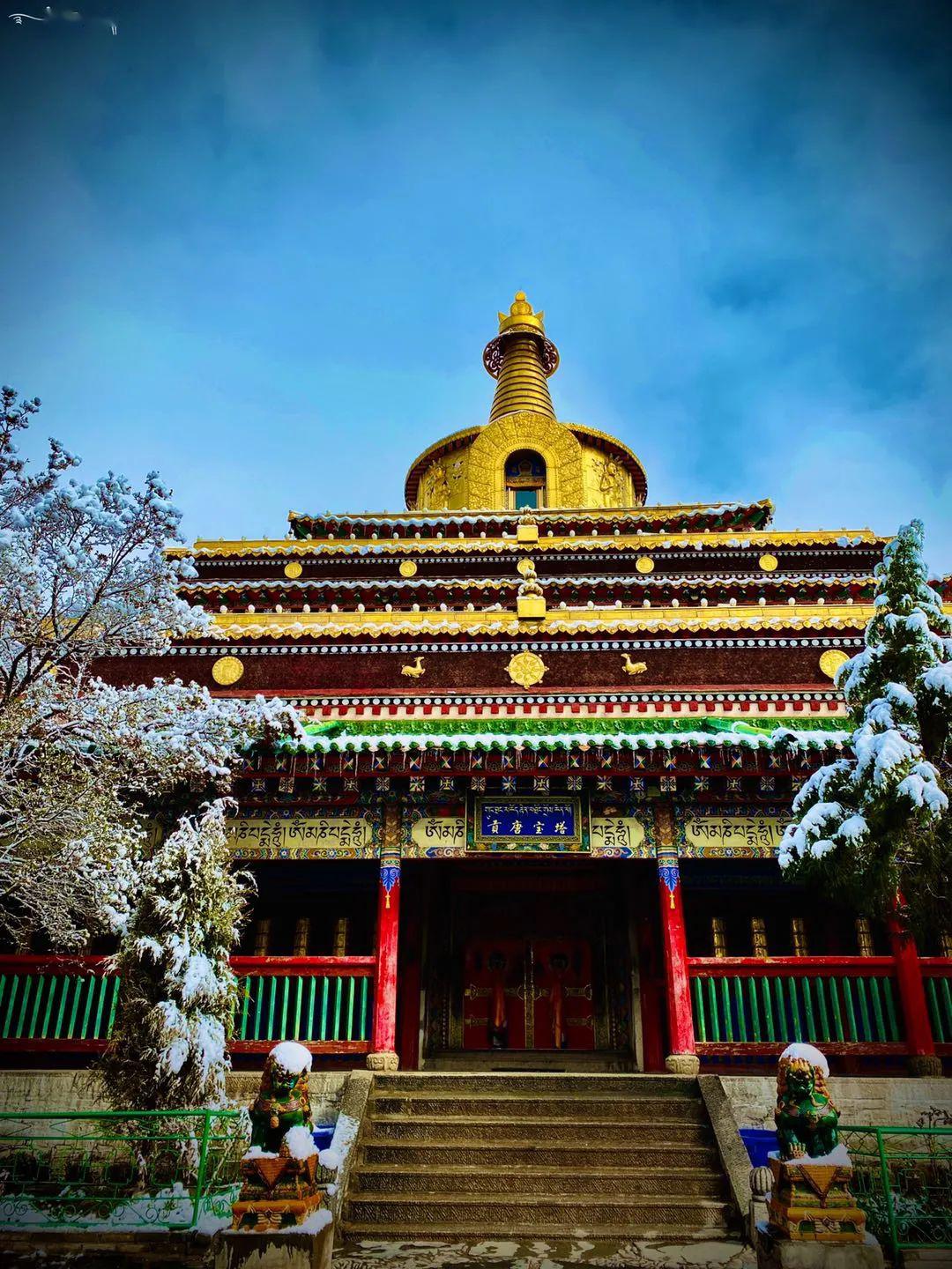 拉卜楞寺雪景图片