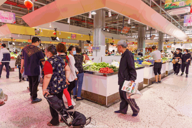 清晨5点开始排队9点20就抢空实探凤起农贸市场带你云买菜