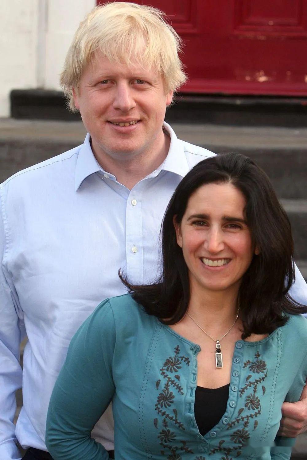 英国首相现任妻子图片