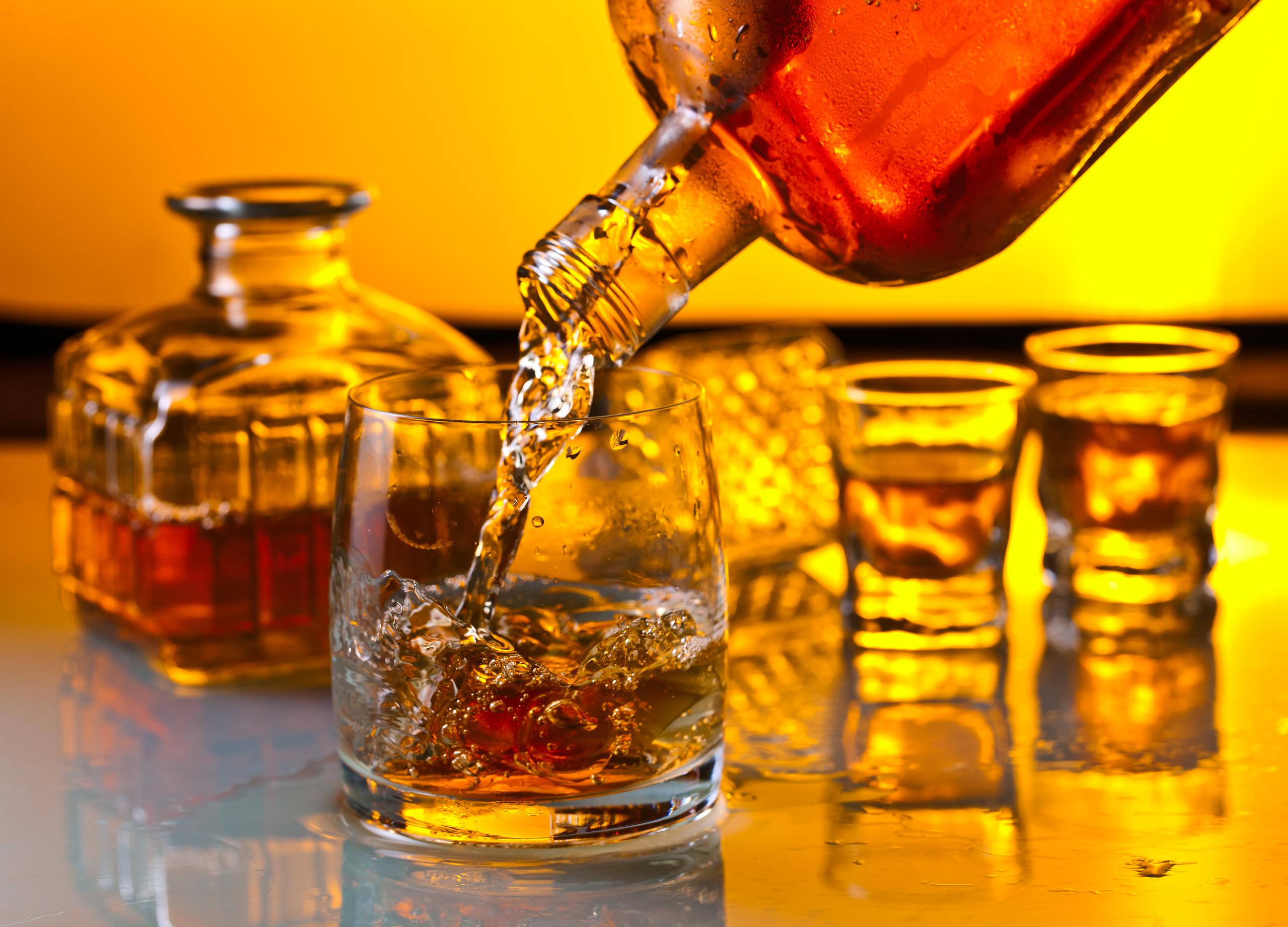 百润股份跨界烈酒,威士忌能拯救rio预调酒吗?