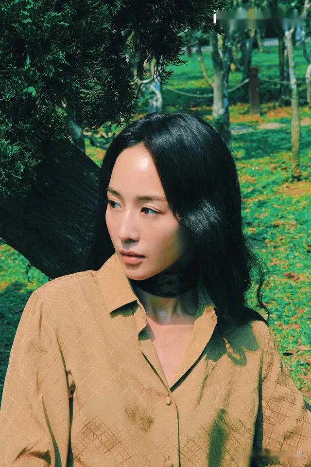 组图张钧甯bella侬侬封面写真大片短发造型利落帅气