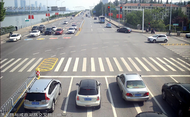 49个路口红绿灯被优化长沙这些道路通行速度已悄悄改变