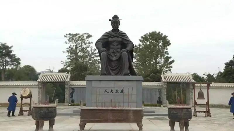 冼夫人故里文化旅游景区--隋谯国夫人冼氏墓--山兜村娘娘庙--钟鼓楼