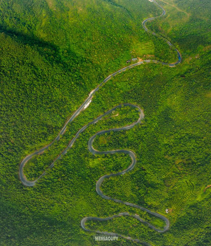 中越边境广西沿边公路从海到山的景观大道