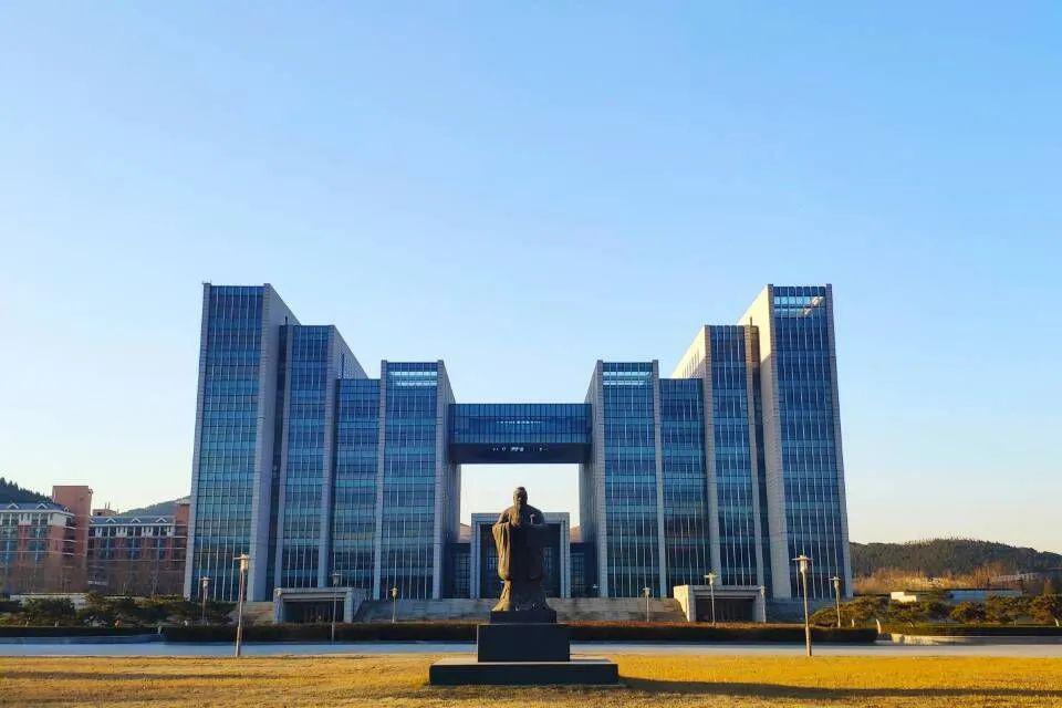 山师的隐藏字母你都找到了吗