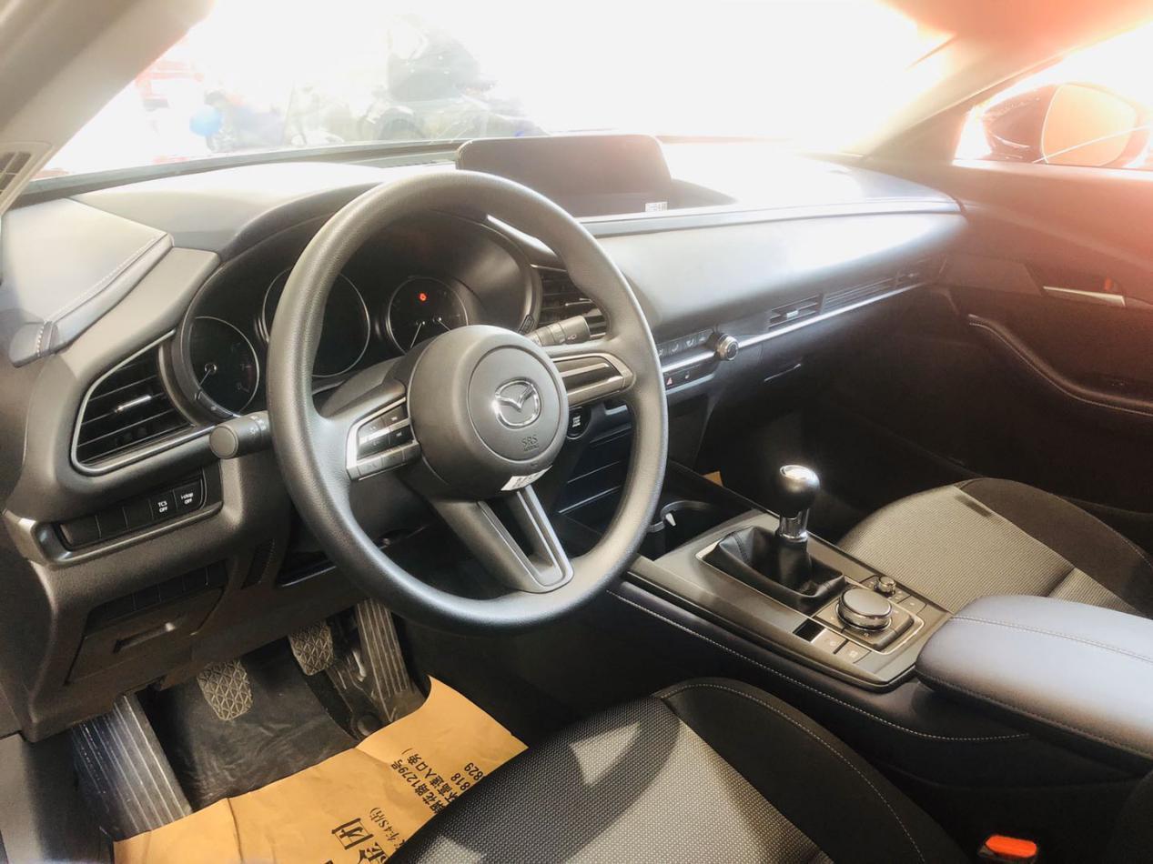 颜值一派的首选马自达全新紧凑suvcx30