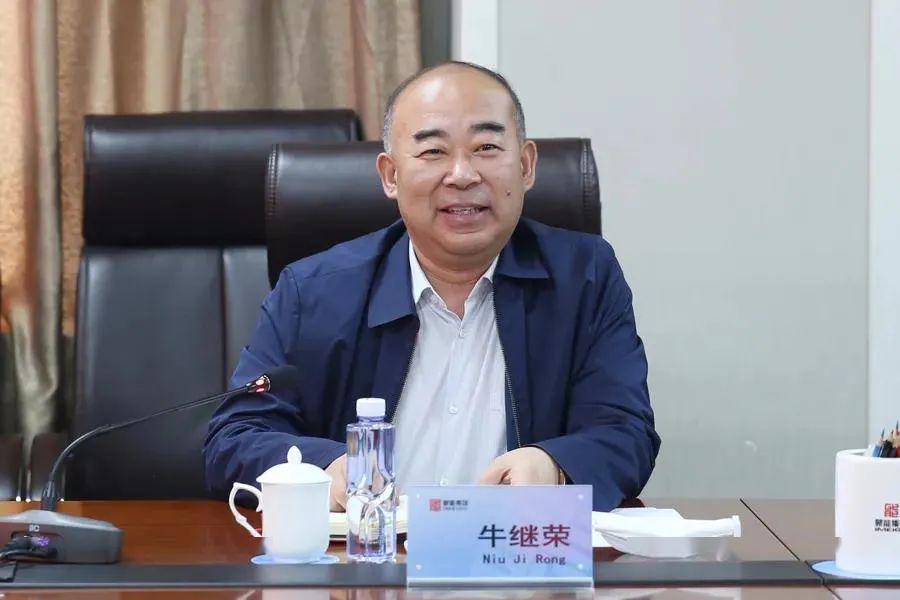 牛继荣对蒙能集团的帮助和支持表示诚挚感谢.