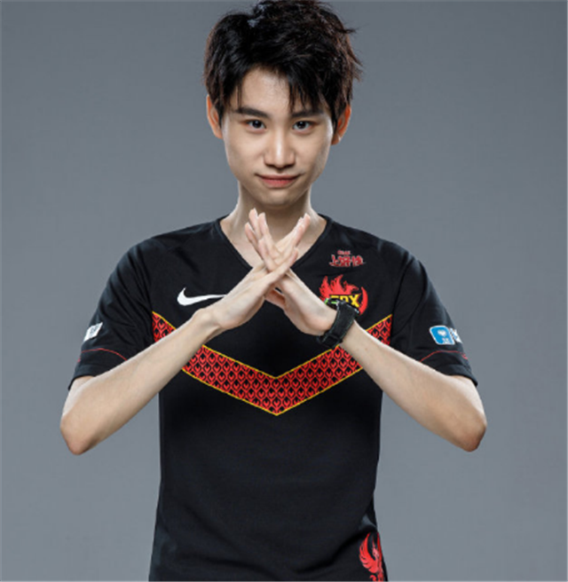 doinb曝光官方对他的特殊约束,不能玩别的游戏,借口还是实情?_选手