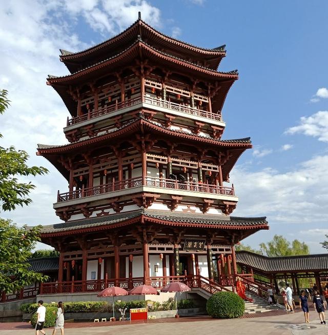 大唐芙蓉园，不仅再现盛唐繁华，还有悠久的历史故事，夜景迷人-搜狐大视野-搜狐新闻