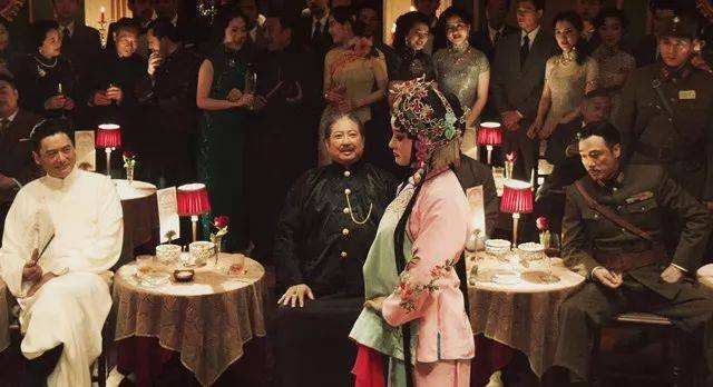 卢小嘉因倾心露兰春而胖揍黄金荣是真实事件卢小嘉下场如何