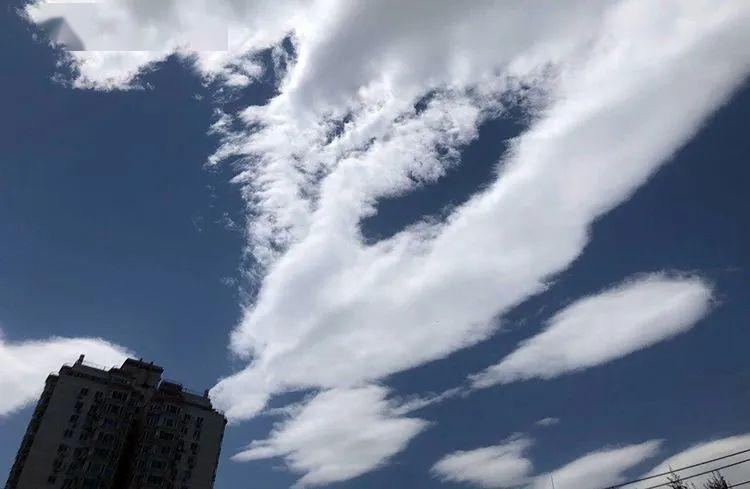 沙尘袭京,铺天盖地_云朵