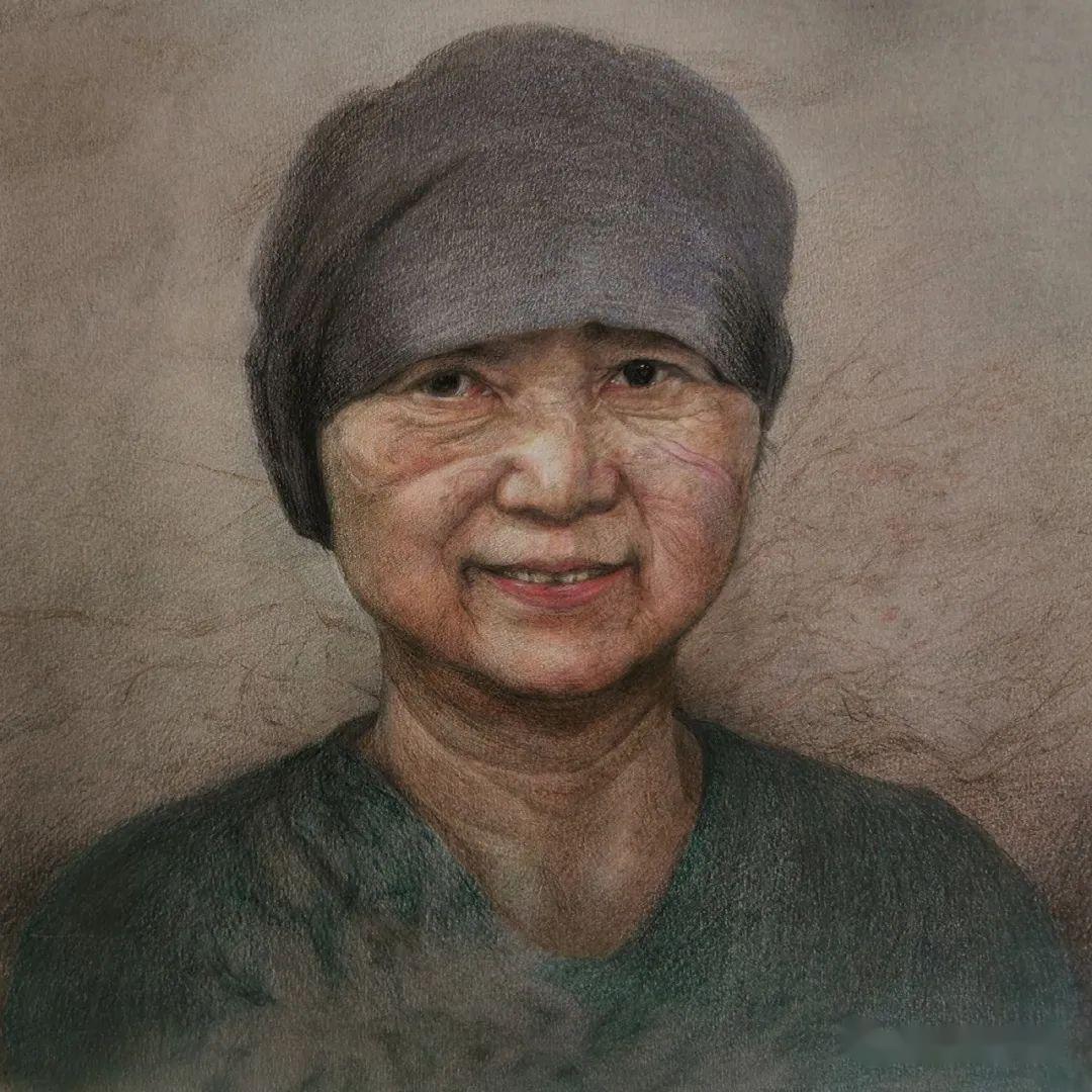 护士向战疫期间的医护人员致敬用自己的行动完成了9幅彩铅素描头像