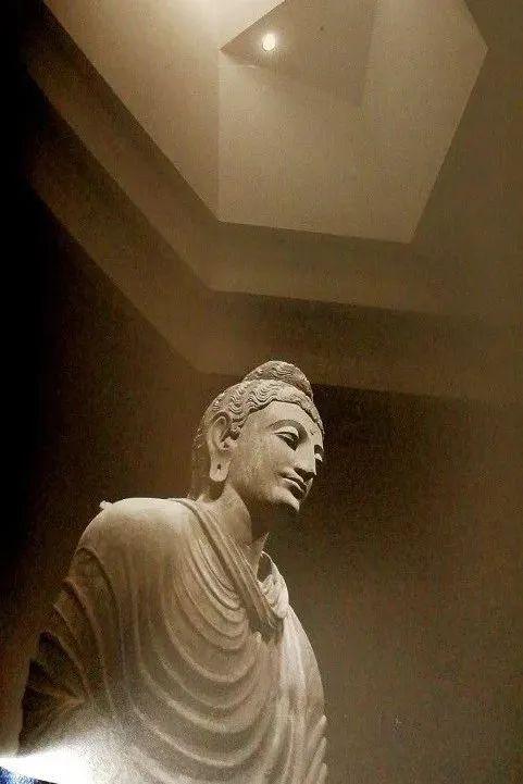 中国古文物藏品----占据半壁江山小山美秀子,从1941年正式四处收藏,初