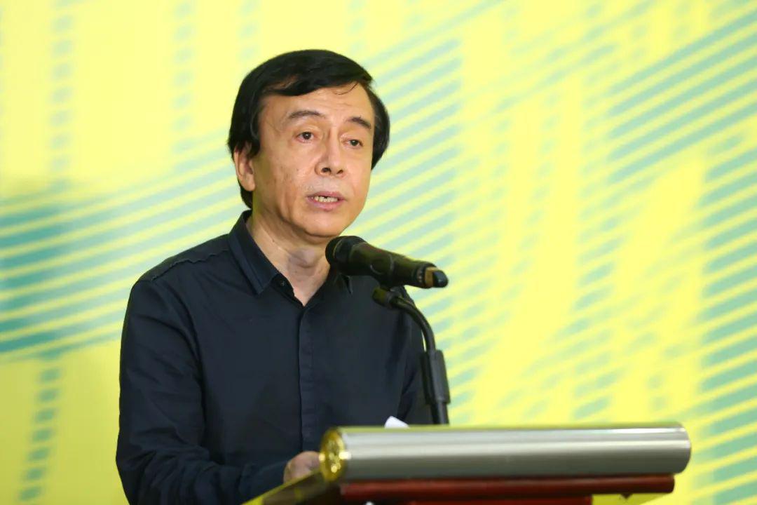 深圳市文体旅游局副局长钱强先生,深圳市文联党组成员,二级巡视员梁宇