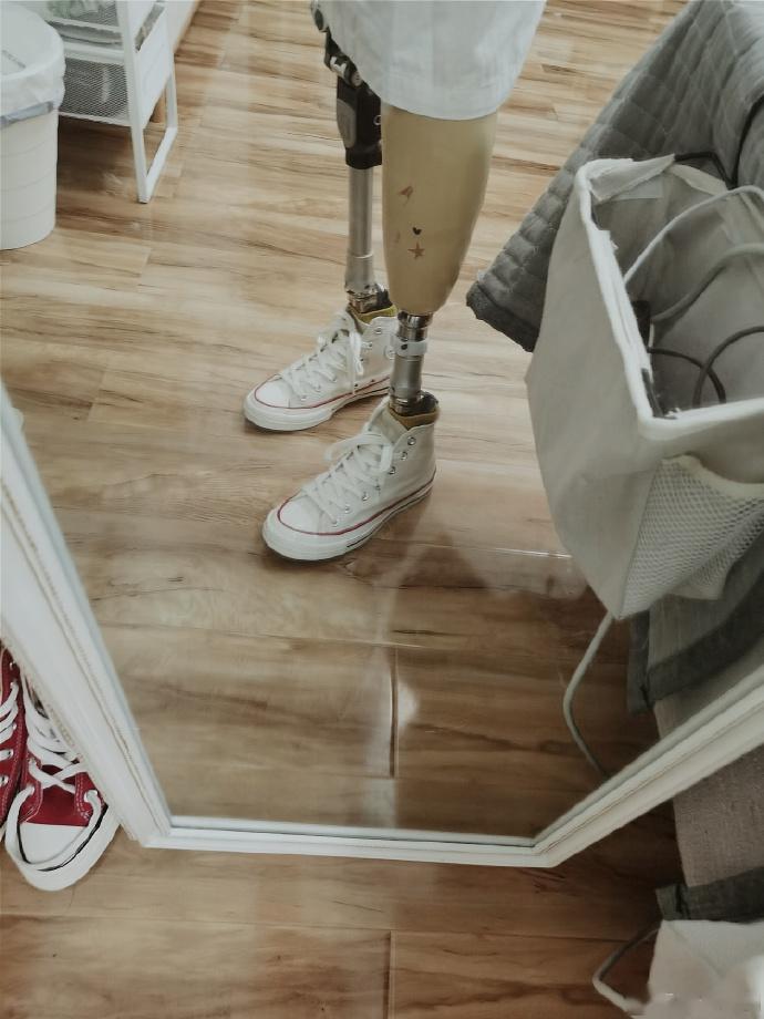 汶川震后    年,她在街头被认作乞丐:一个四川女孩的劫后余生