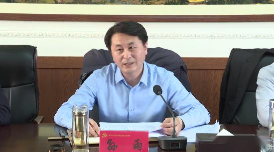 县委书记孙雨,县委副书记,代县长刘明刚分别对积极稳妥推进村党组织