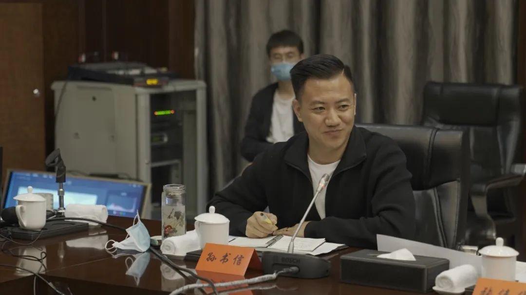 展示衡中学子良好形象做衡水积极推介者建设者市委副书记邸义在团团陪