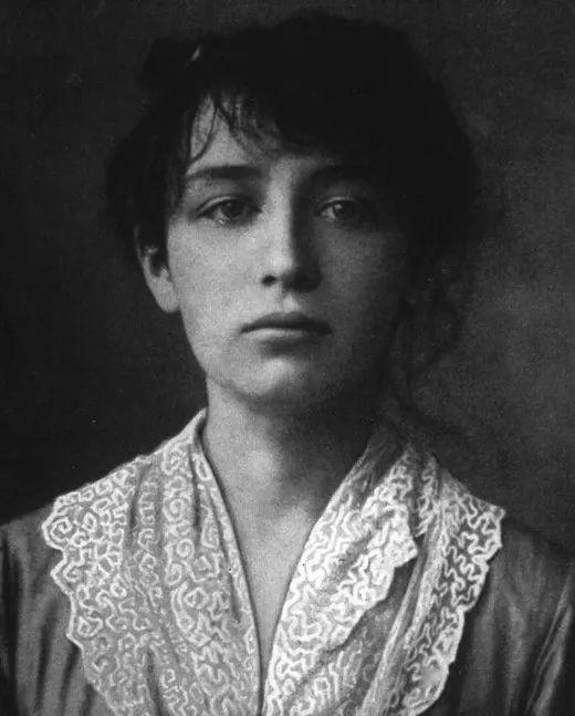 1883年,年仅18岁的卡米耶·克洛岱尔(camille claudel)和时年42岁的