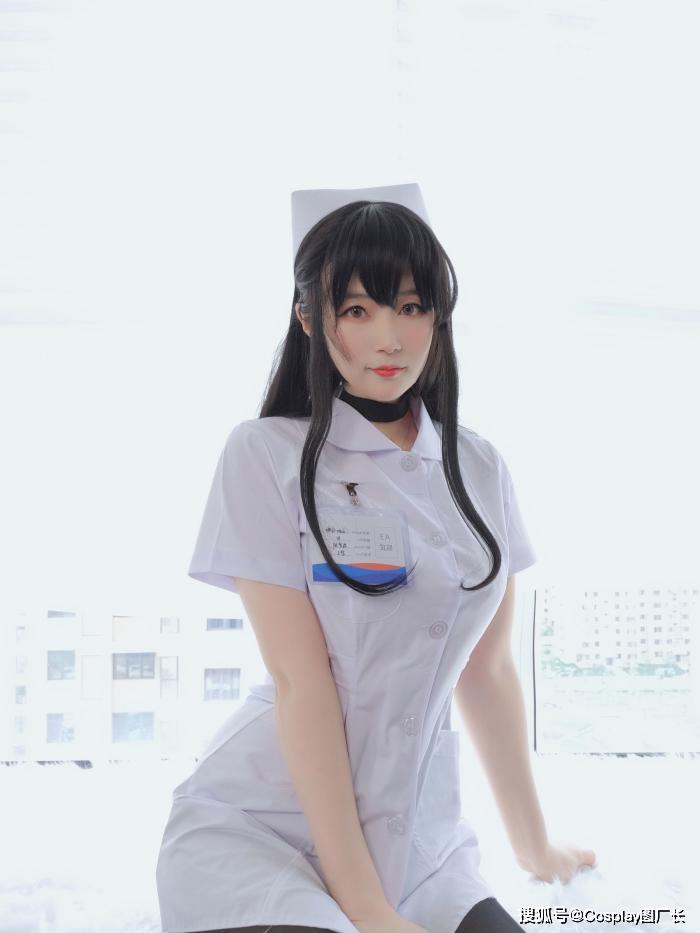 超凶妹子护士装cosplay美图,就这短裙你想出院?