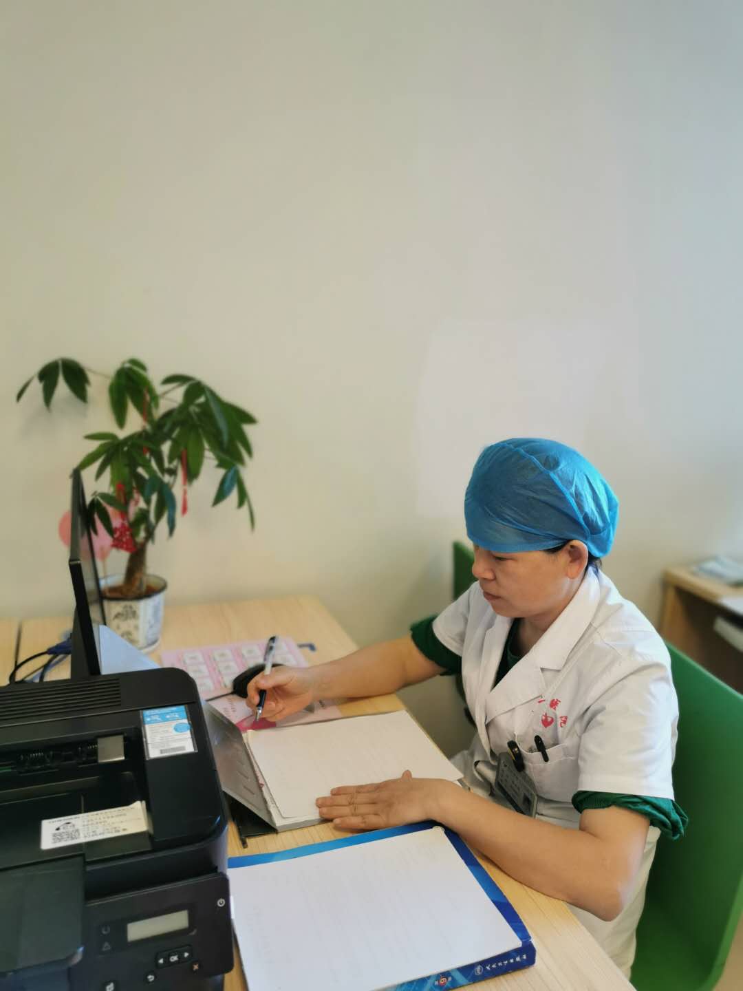 常德名医榜快乐的迎新天使常德市第二人民医院妇产科医生张书婵侧记