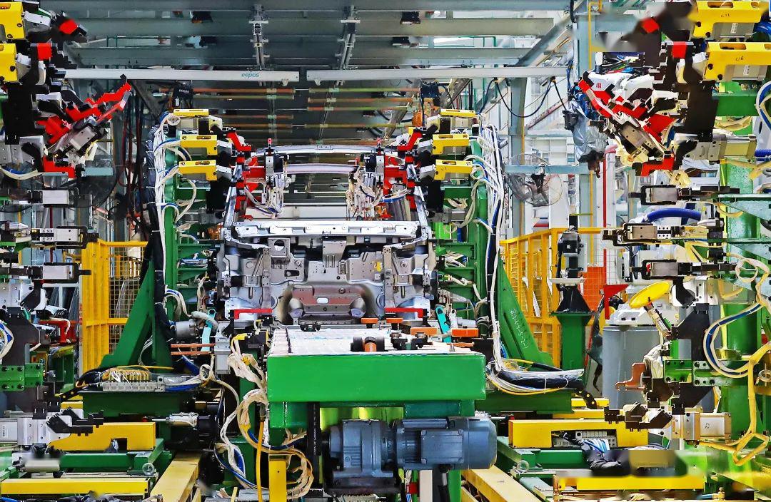 新能源物流车生产线迈入自动化时代,速围观!_搜狐汽车_搜狐网