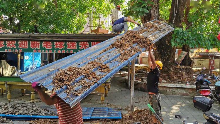 景洪市依法拆除曼斗村一处违法建筑