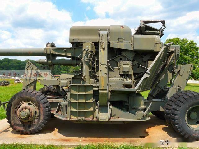 被誉为同温层杀手m1型防空炮最大射高18千米