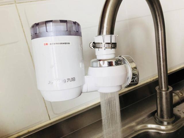 自从装上九阳家用可清洗水龙头,烧水没水垢了