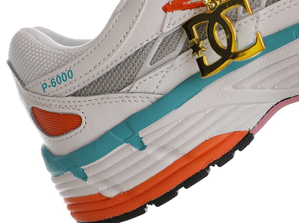 nike w p-6000 white/oracle/aqua magic 逐梦太空 美女运动鞋