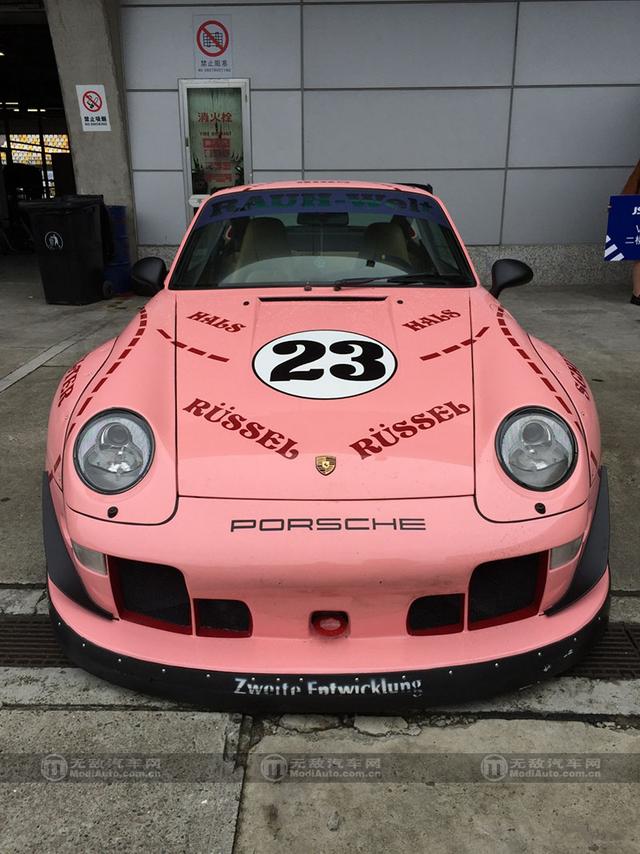 俘获少女利器 赛场"粉猪"rwb宽体993