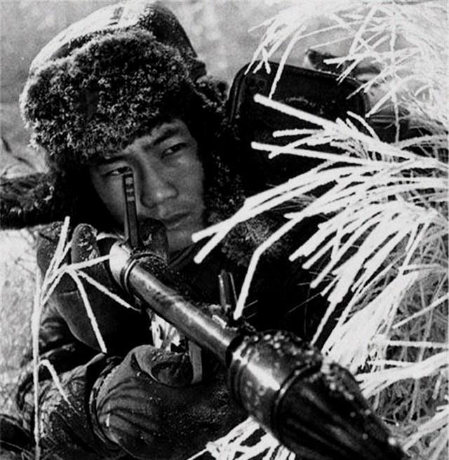 中越战争,中国48个炮兵团,发射88万枚炮弹,造成越军损失多少?_越南