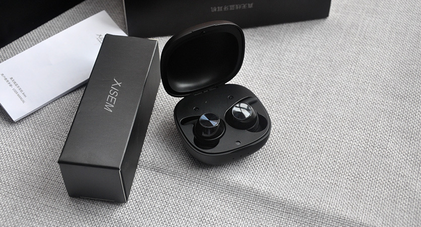 第四个:魅族 pop 2蓝牙耳机价格:399这款耳机的设计真的很耐看,超级