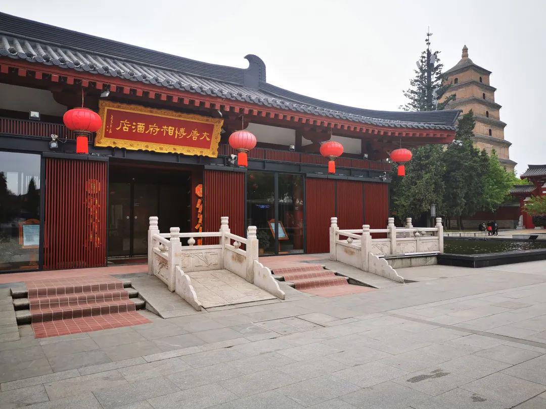 致敬白衣执甲逆流而上我们是您永远归家的港湾