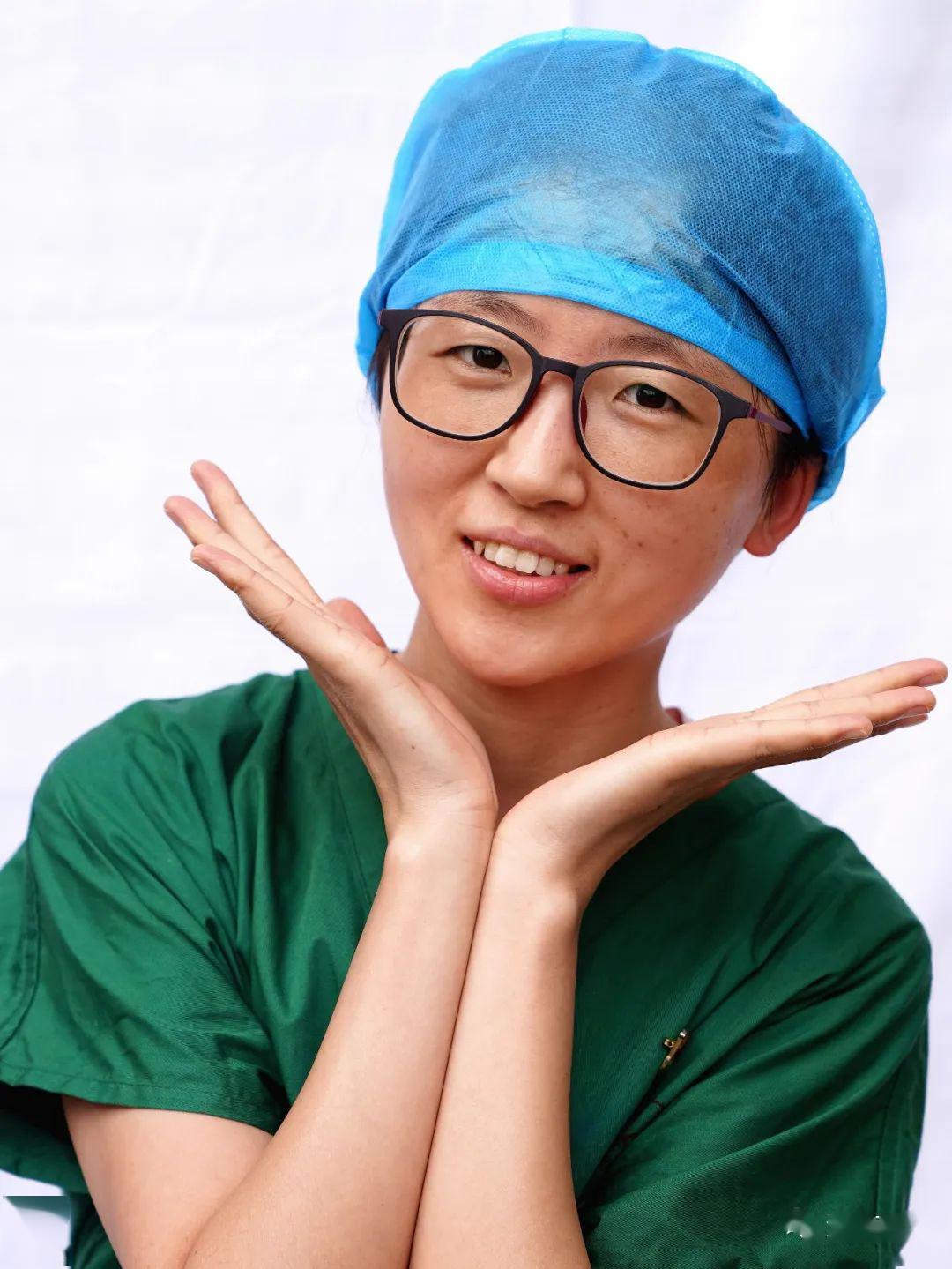 国际护士节献给战疫逆行天使的图文