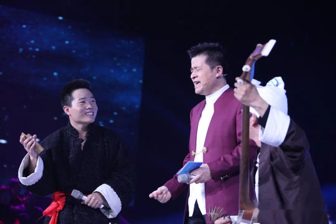特邀歌手2014年央视星光大道年度十强2012年山西卫视歌从黄河来冠军野